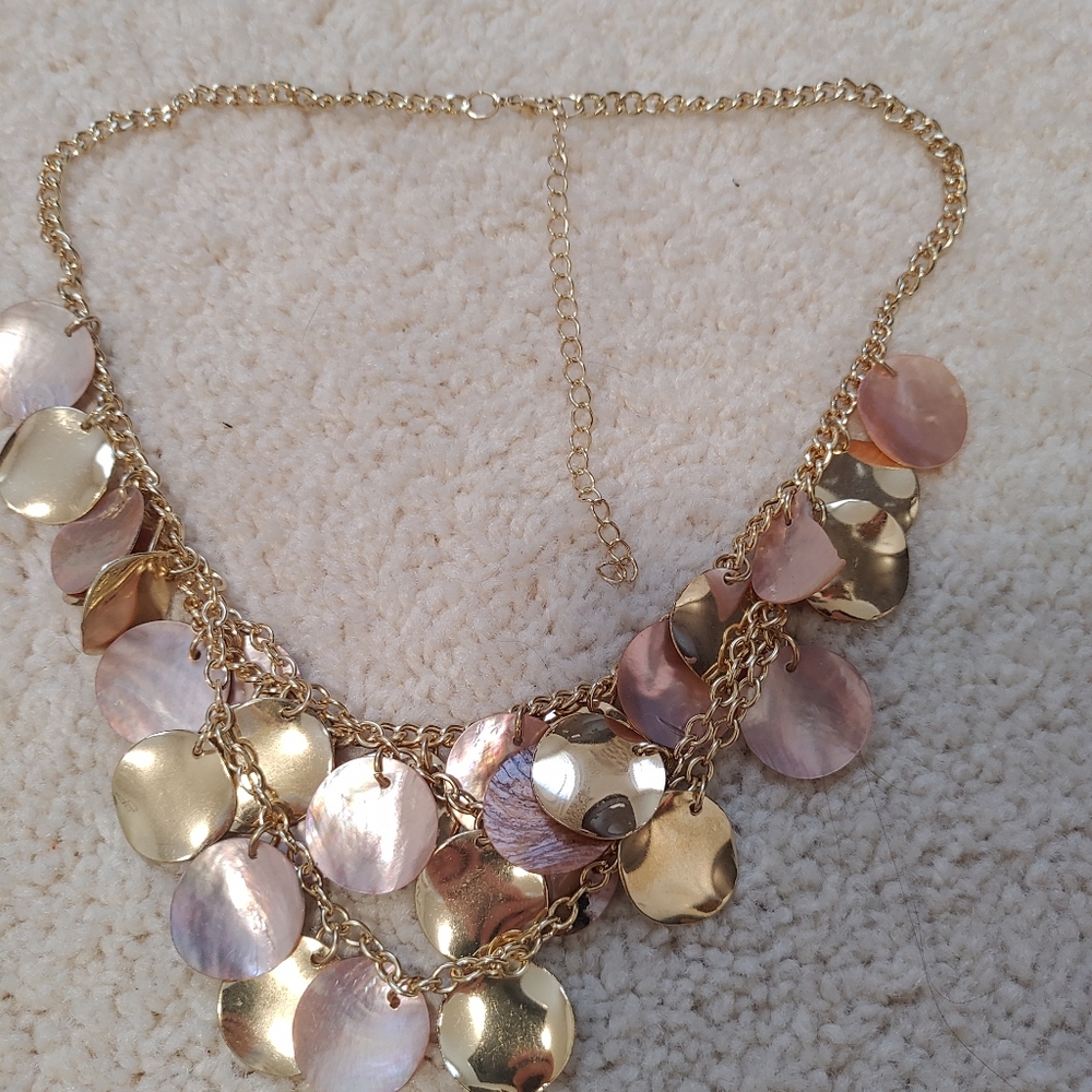 Trendy Vintage Y2K Fun shell necklace